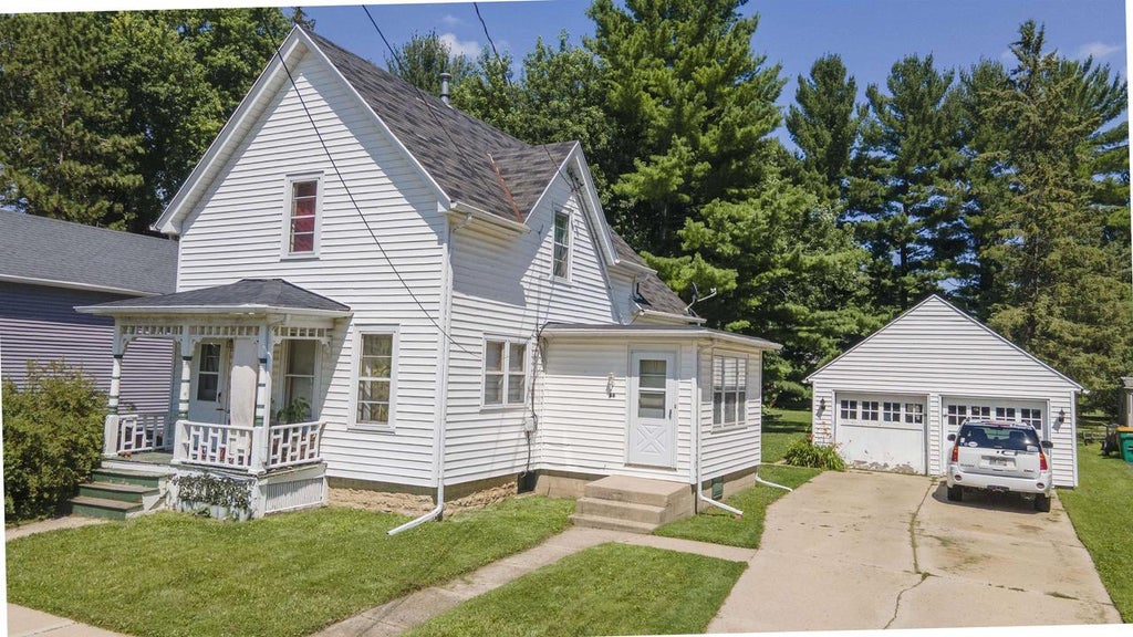 Photo of 53 Union STREET, Ripon, WI 54971 (MLS # 50328620)