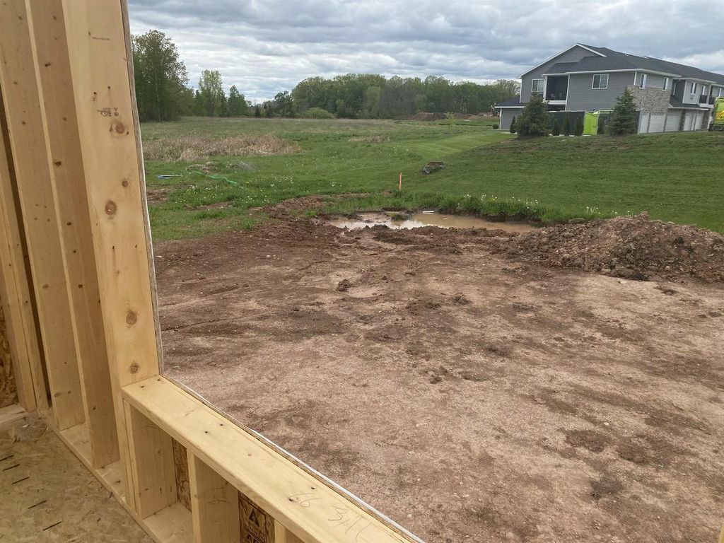 Photo of 1403 Divinity DRIVE, De Pere, WI 54115 (MLS # 50326083)
