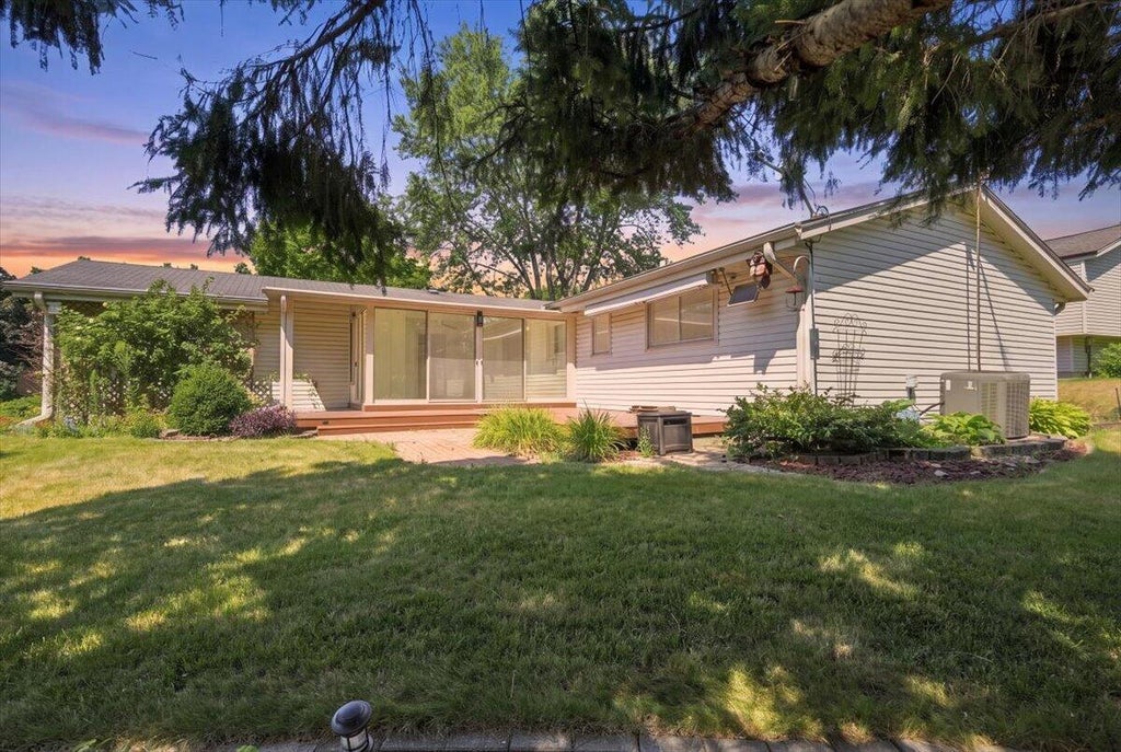 Photo of 8150 S 58th STREET, Franklin, WI 53132 (MLS # 1974157)