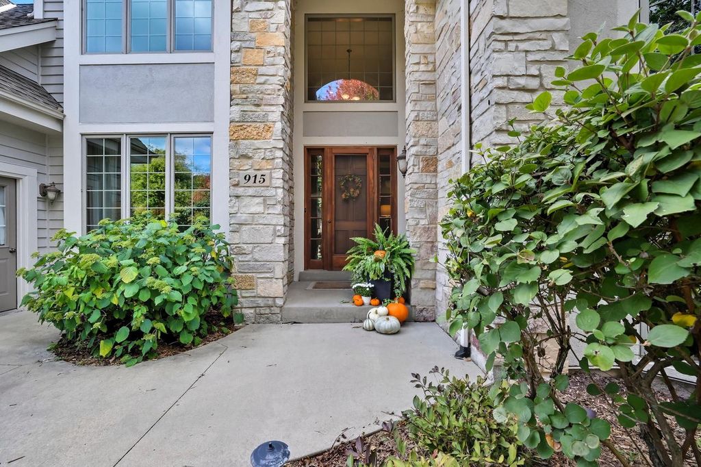 Photo of 915 Schloemer DRIVE, West Bend, WI 53095 (MLS # 1938928)