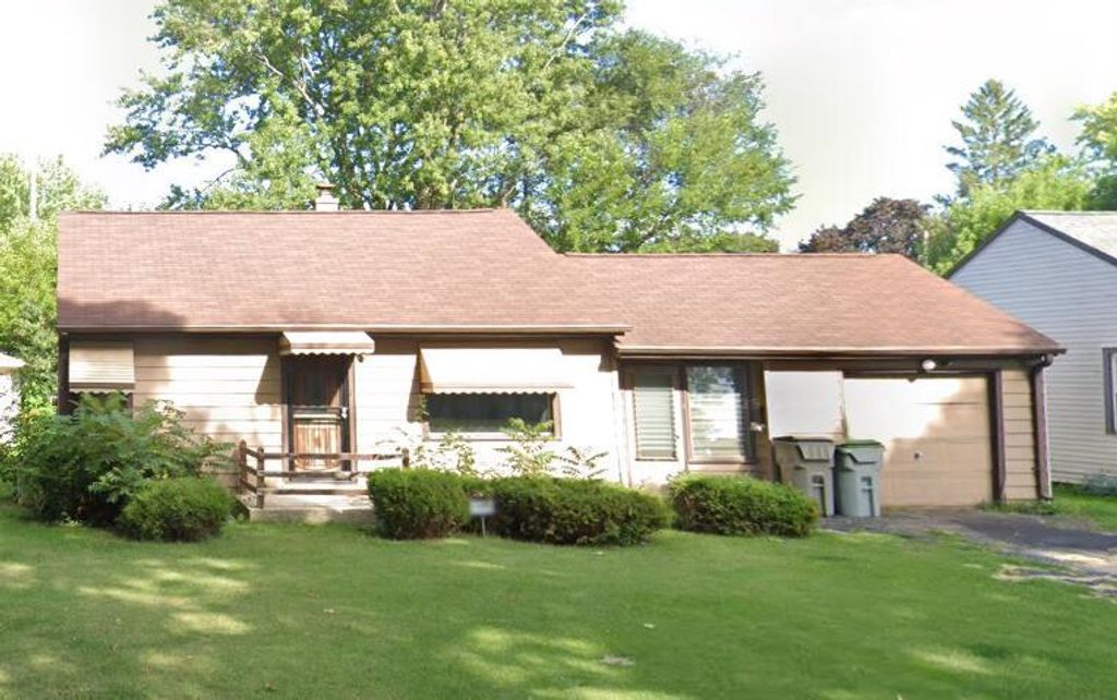 Photo of 4860 N 89th STREET, Milwaukee, WI 53225 (MLS # 1944409)