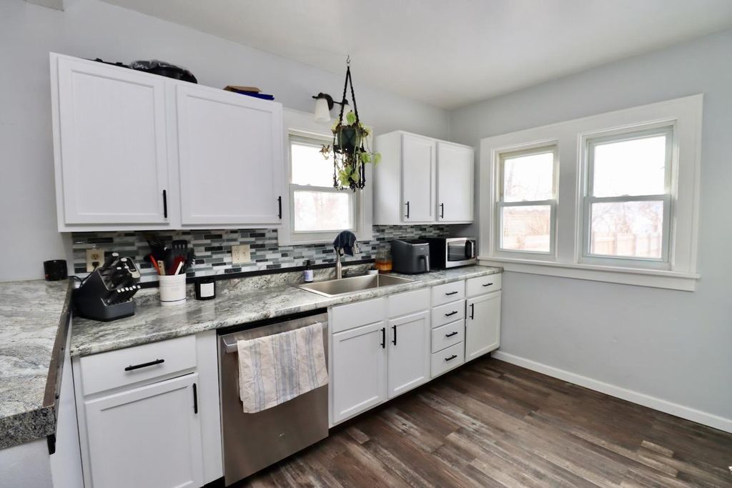 Photo of 1736 Wisconsin AVENUE, Beloit, WI 53511 (MLS # 2014195)