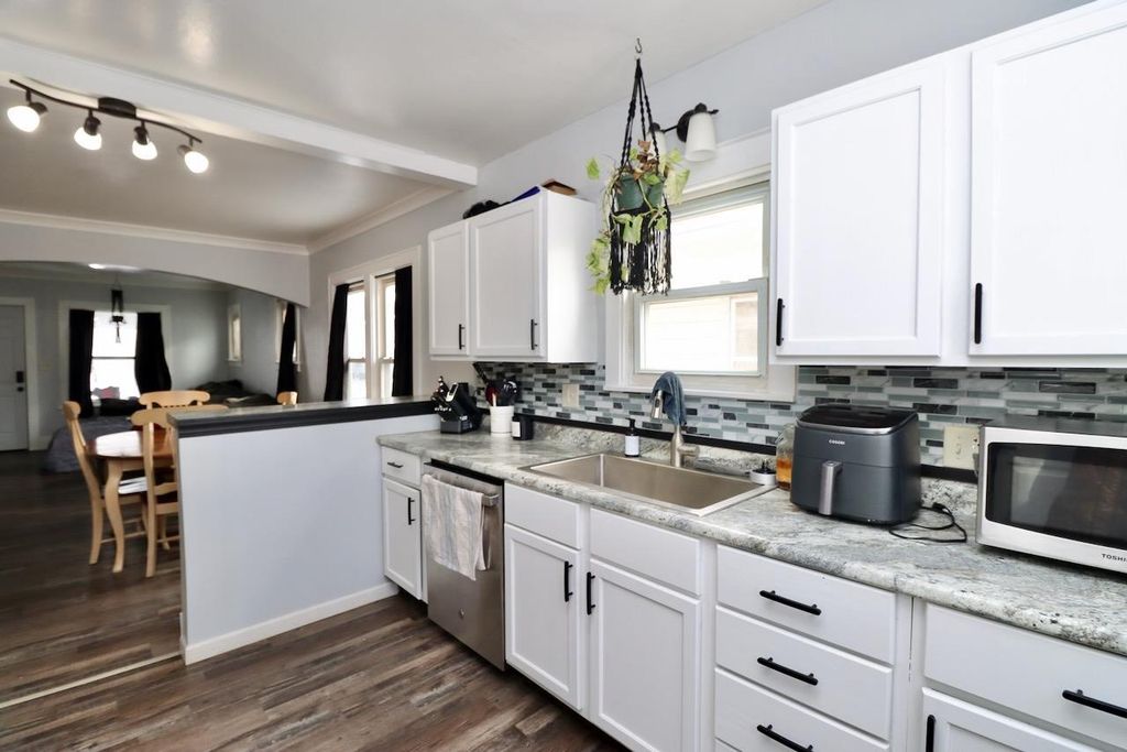 Photo of 1736 Wisconsin AVENUE, Beloit, WI 53511 (MLS # 2014195)