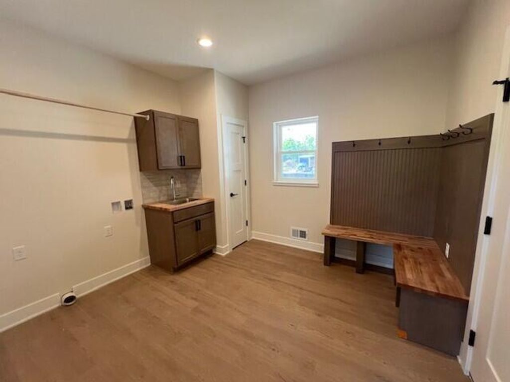 Photo of 11470 Tess Creek STREET, Franklin, WI 53132 (MLS # 1941296)