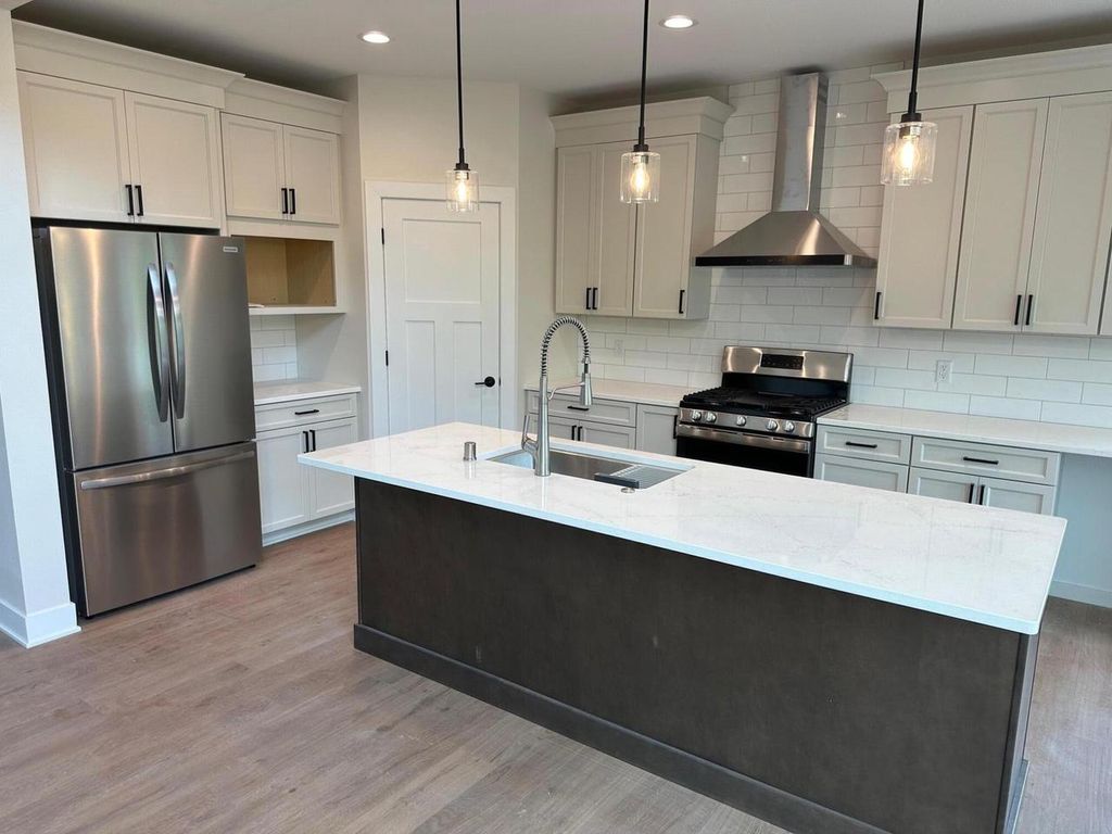 Photo of 11470 Tess Creek STREET, Franklin, WI 53132 (MLS # 1941296)