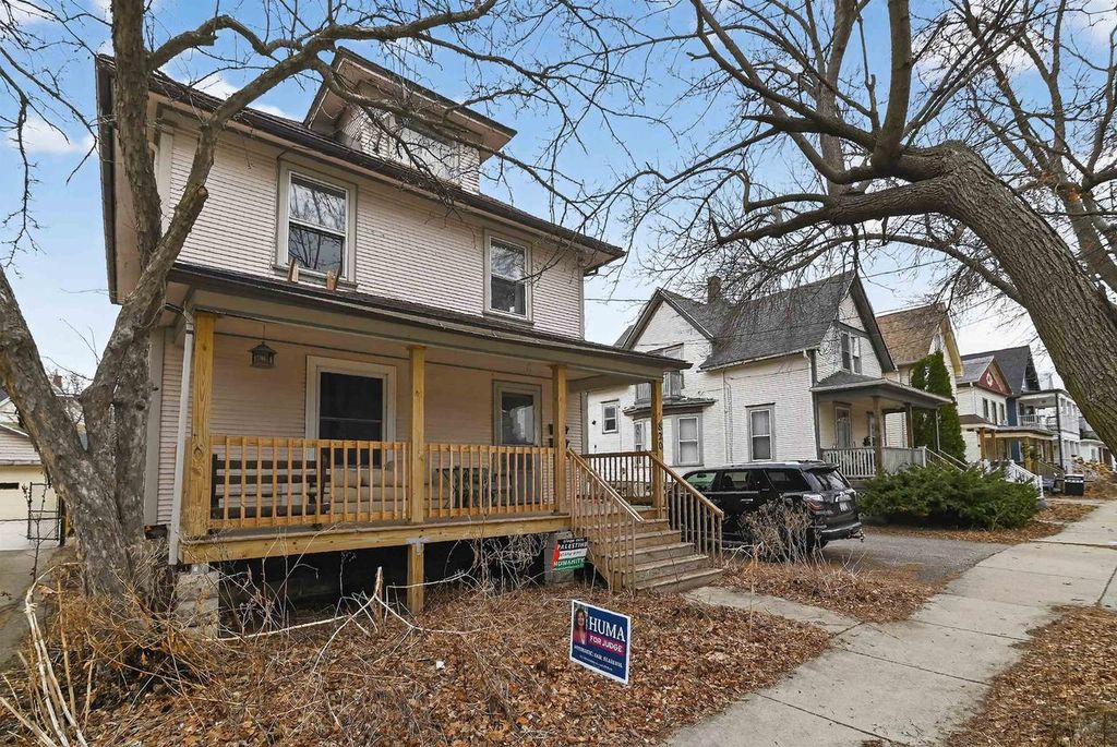 Photo of 820-828 E Dayton STREET, Madison, WI 53703 (MLS # 2019012)