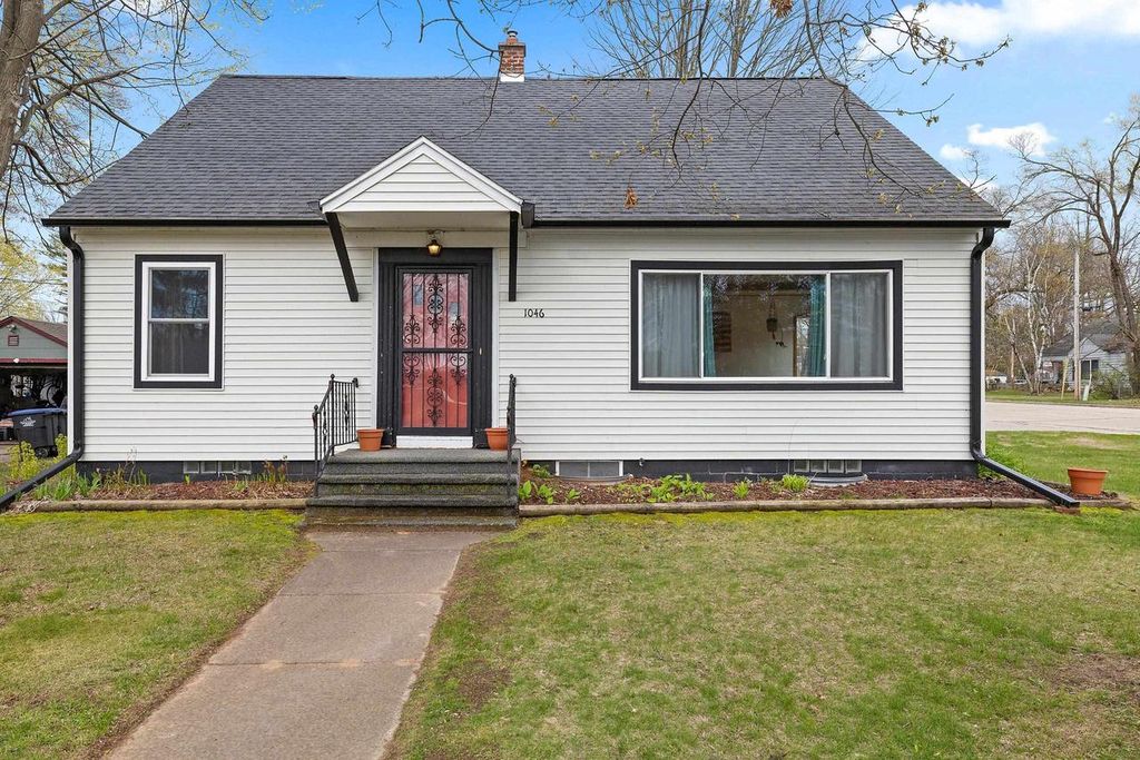 Photo of 1046 S Lutz STREET, Shawano, WI 54166 (MLS # 50324725)