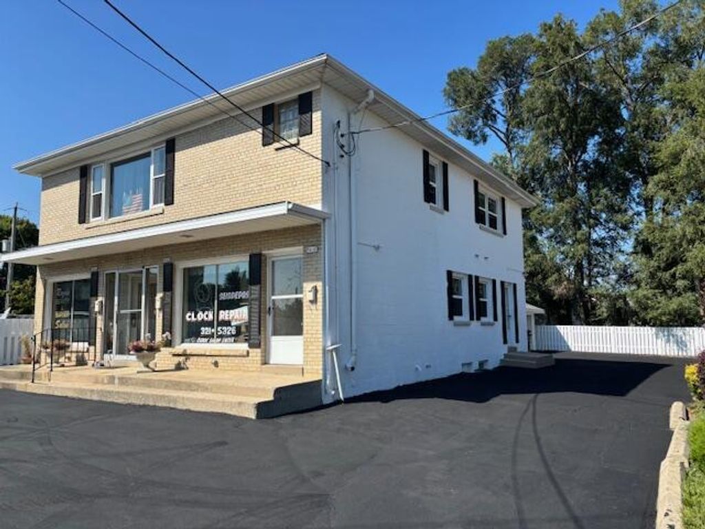 Photo of 5600 W Forest Home AVENUE, Greenfield, WI 53220 (MLS # 1936179)