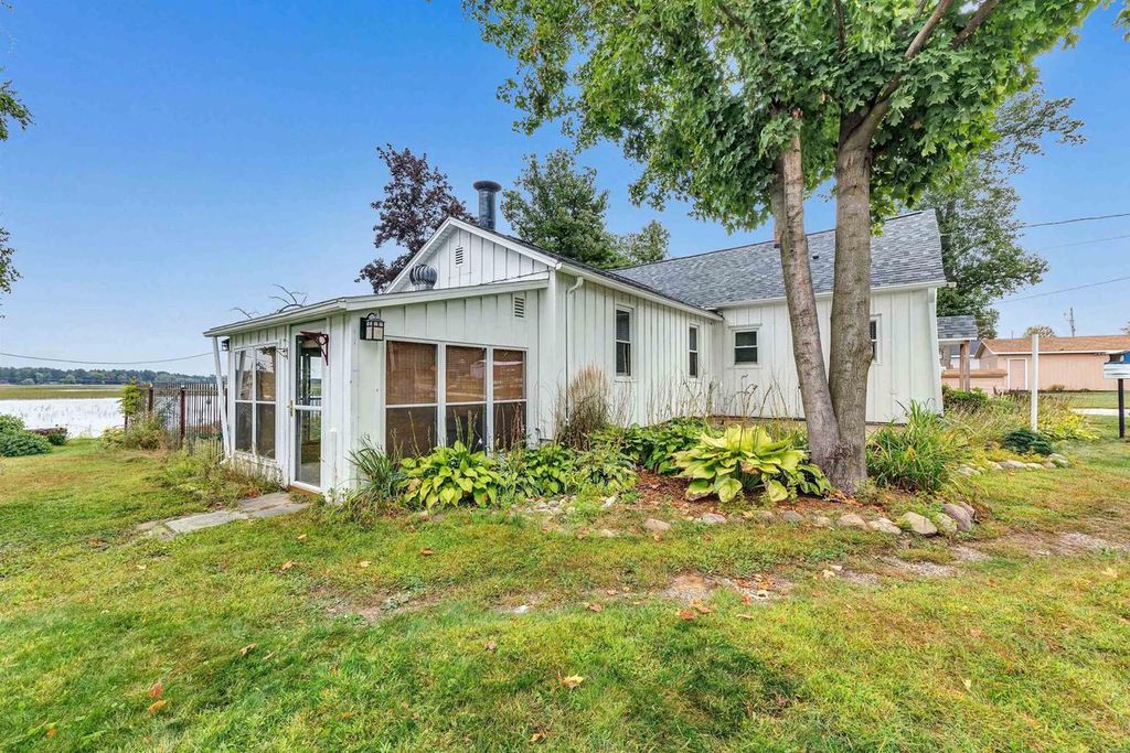 Photo of E5698 Waukaunaka STREET, Weyauwega, WI 54983 (MLS # 50315798)