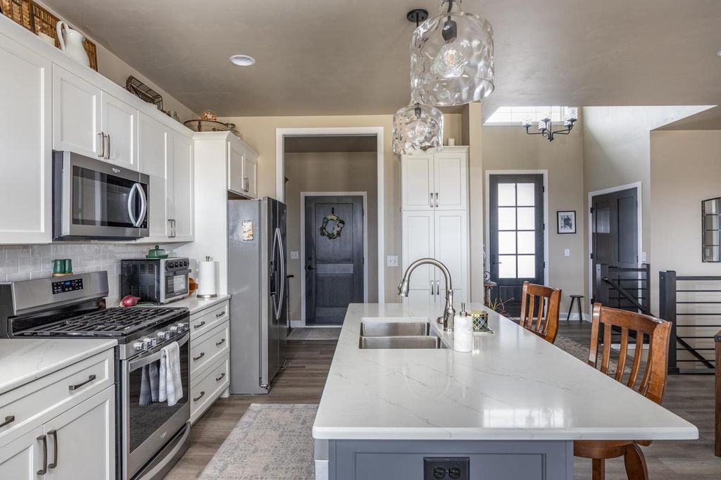 Photo of 1831 White Dove LANE, Kaukauna, WI 54130 (MLS # 50322159)