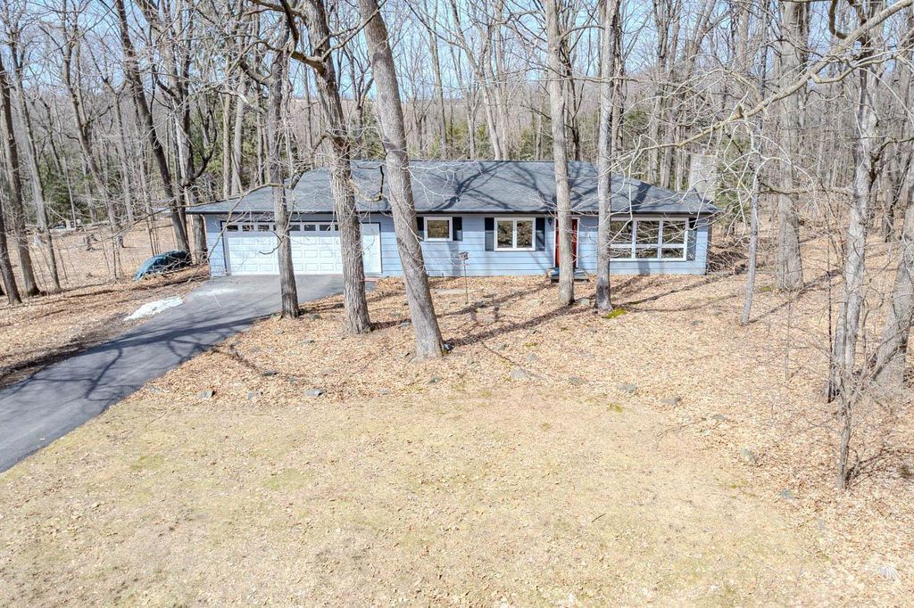 Photo of 2268 Circle DRIVE, Wausau, WI 54401 (MLS # 22601387)