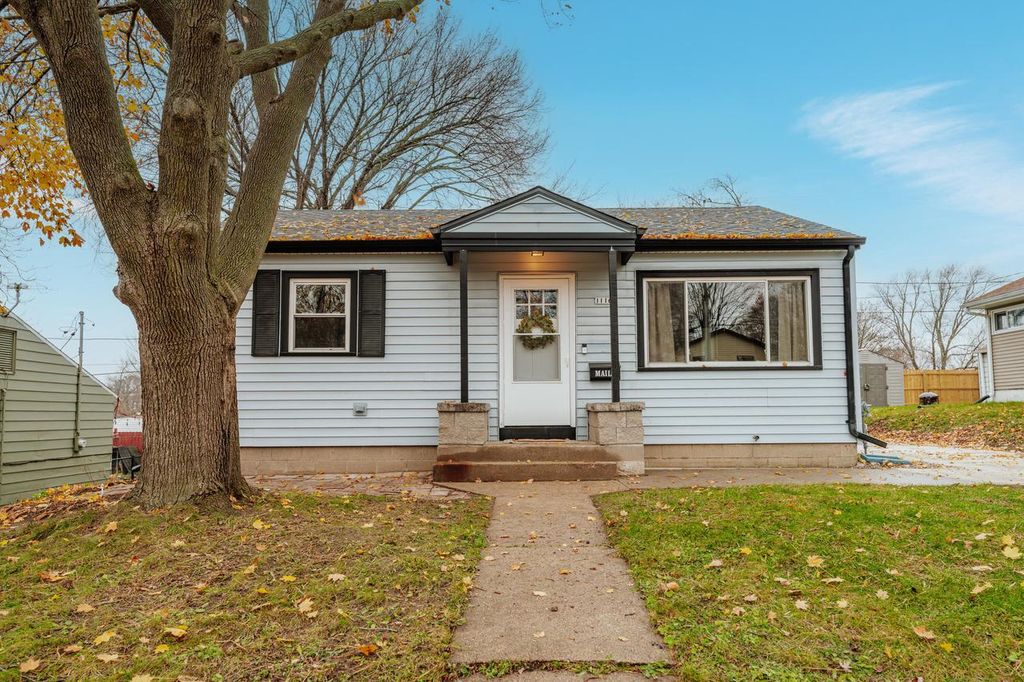 Photo of 1116 Josephine STREET, Waukesha, WI 53186 (MLS # 1944013)