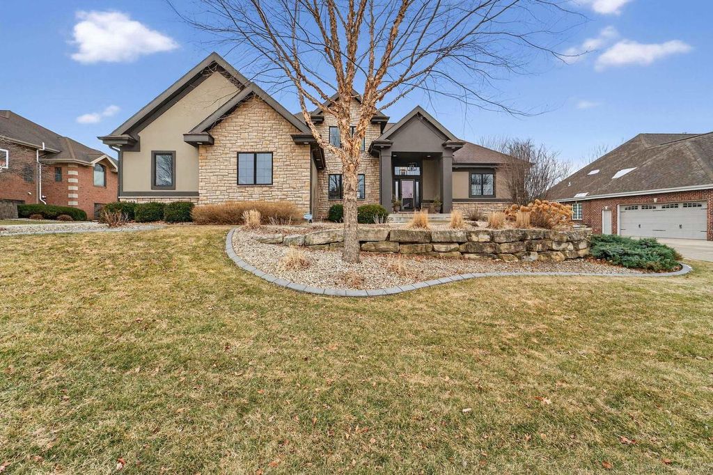 Photo of 679 Inverness STREET, Oregon, WI 53575 (MLS # 2018167)