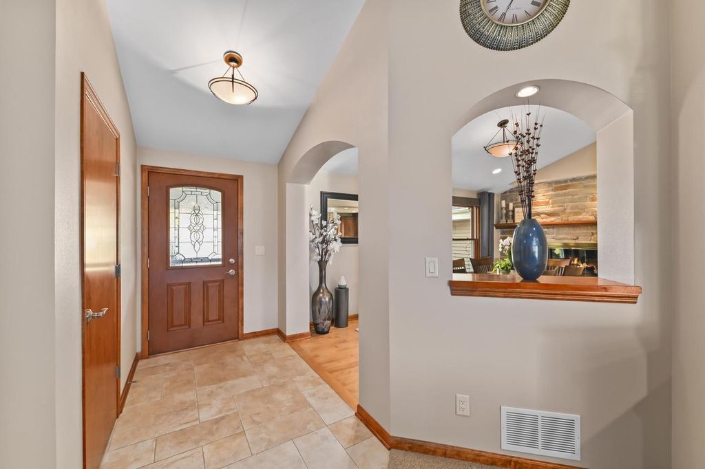 Photo of 18045 Continental DRIVE, Brookfield, WI 53045 (MLS # 1943104)