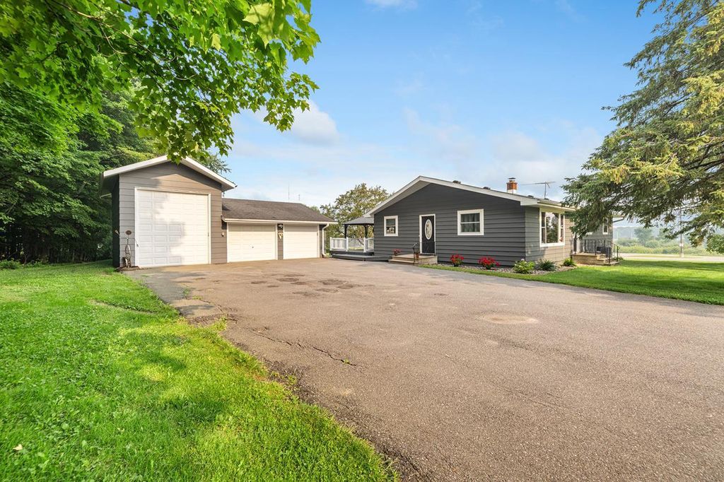 Photo of 232832 Wellborn ROAD, Wausau, WI 54403 (MLS # 22603353)