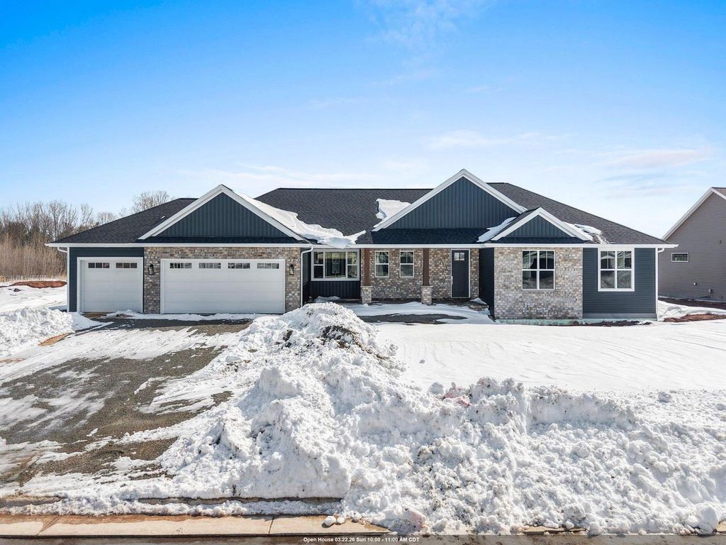 Photo of 1604 Torchwood TRAIL, De Pere, WI 54115 (MLS # 50322487)