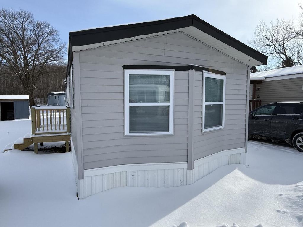 Photo of 301 E Commerce BOULEVARD #45, Slinger, WI 53086 (MLS # 2015124)