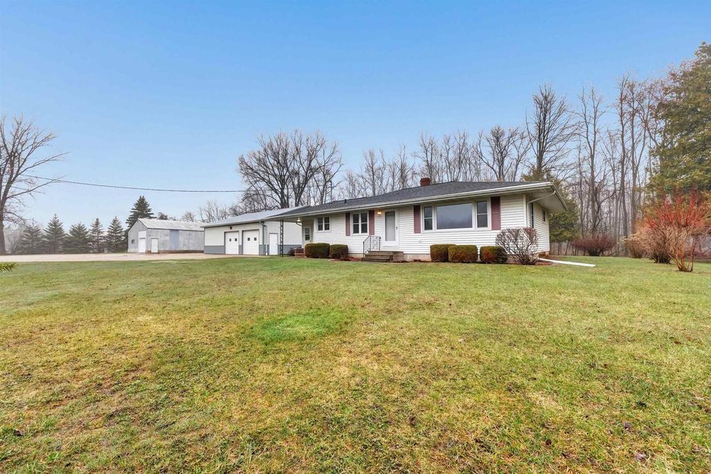 Photo of 5003 Luxemburg ROAD, New Franken, WI 54229 (MLS # 50323759)
