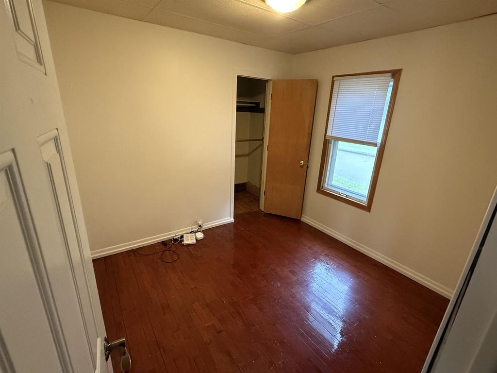 Photo of 425 Annex AVENUE, Oshkosh, WI 54901 (MLS # 50328846)