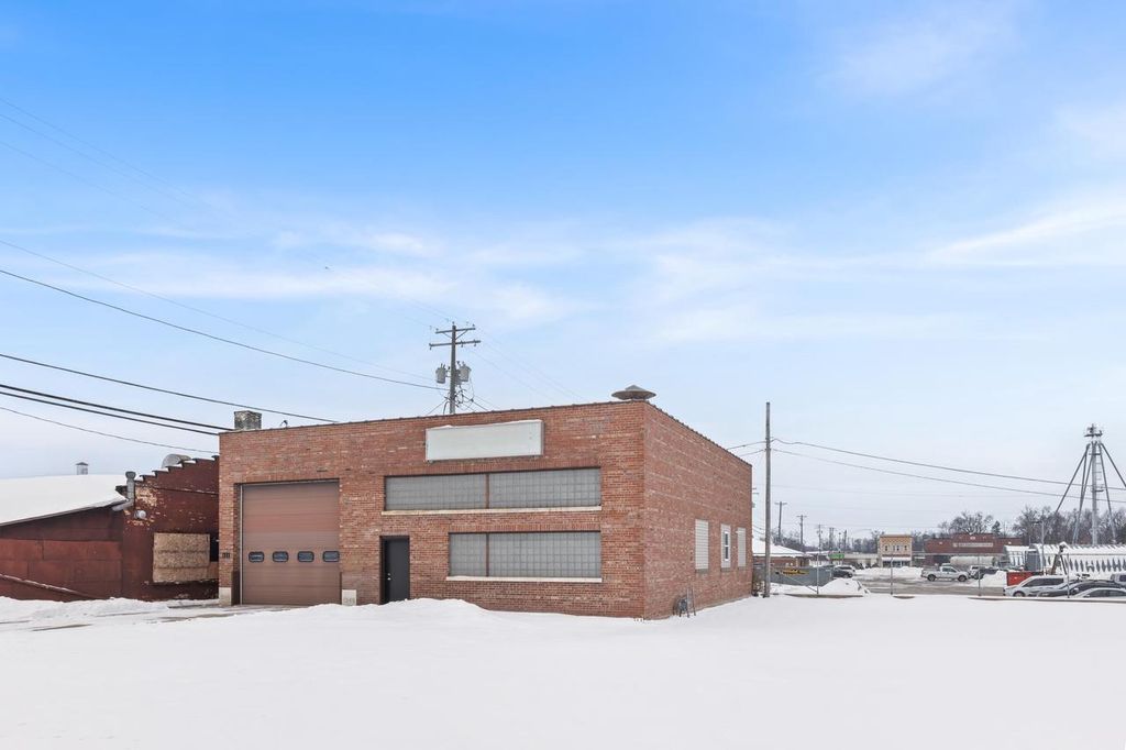 Photo of 121 E Factory STREET, Seymour, WI 54165 (MLS # 50319263)