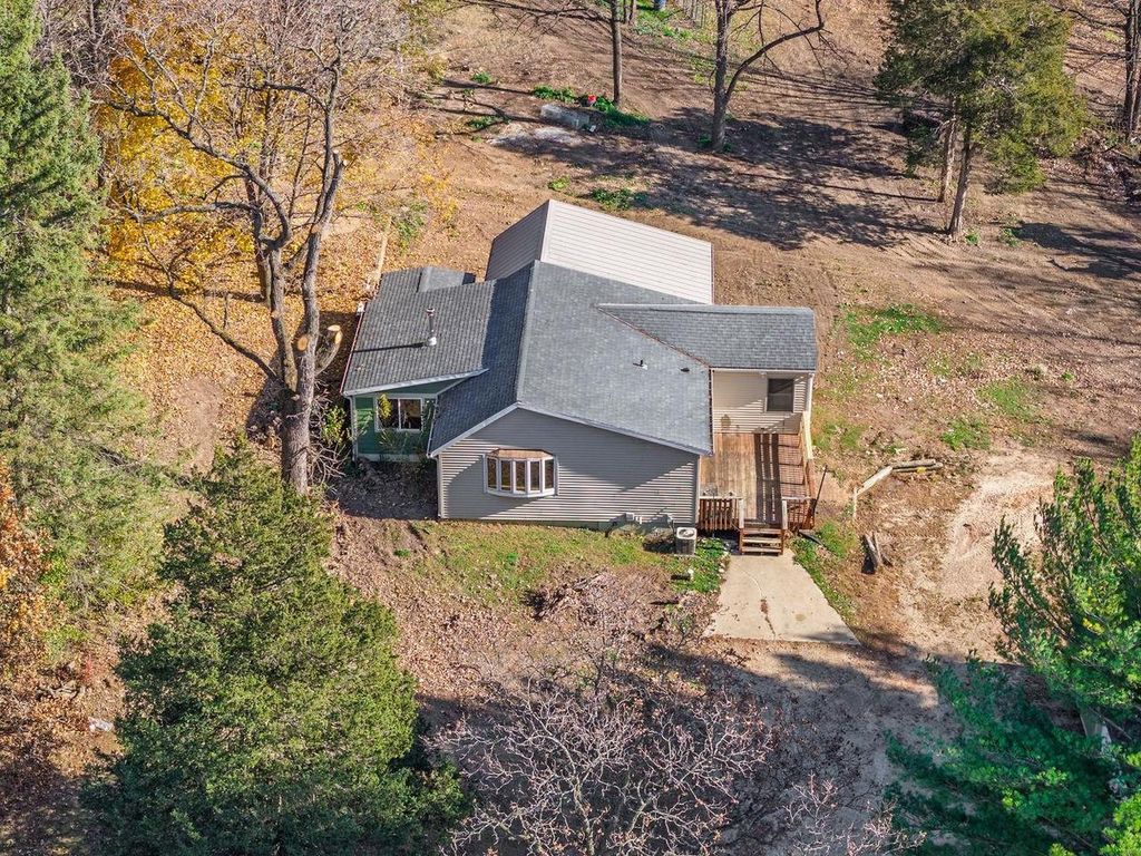 Photo of N7726 Wendlick ROAD, Pardeeville, WI 53954 (MLS # 2012826)