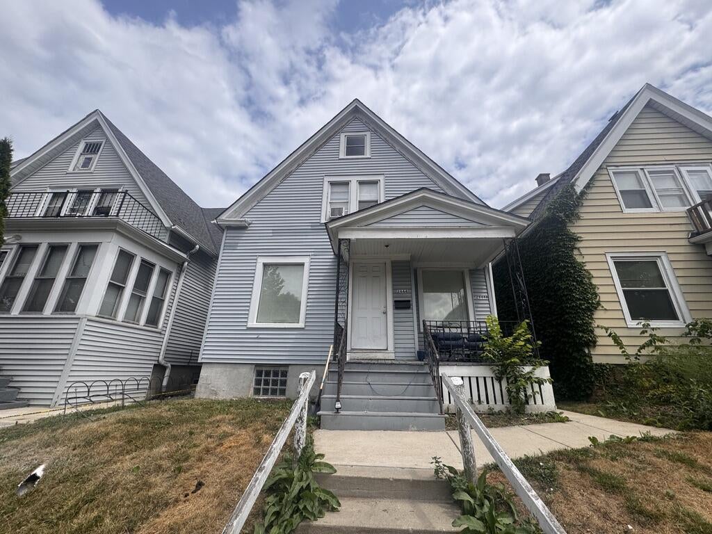 Photo of 2944 N Pierce STREET, Milwaukee, WI 53212 (MLS # 1973282)