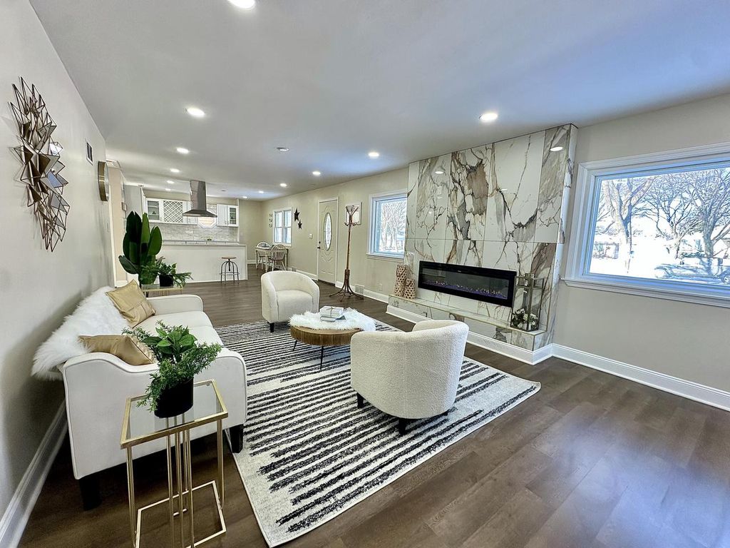 Photo of 1509 W Ramsey AVENUE, Milwaukee, WI 53221 (MLS # 1946771)