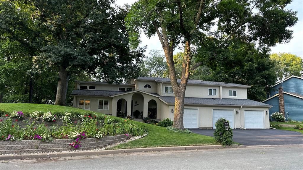 Photo of 3712 Timber Trails COURT, Eau Claire, WI 54701 (MLS # 1600331)
