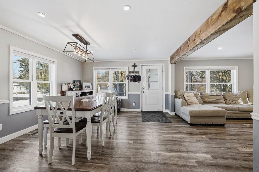 Photo of 1556 West River DRIVE, Stevens Point, WI 54481 (MLS # 50320644)