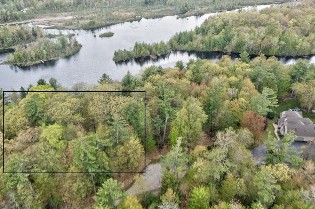 Photo of Beaudin LANE, Marinette, WI 54143 (MLS # 50326450)