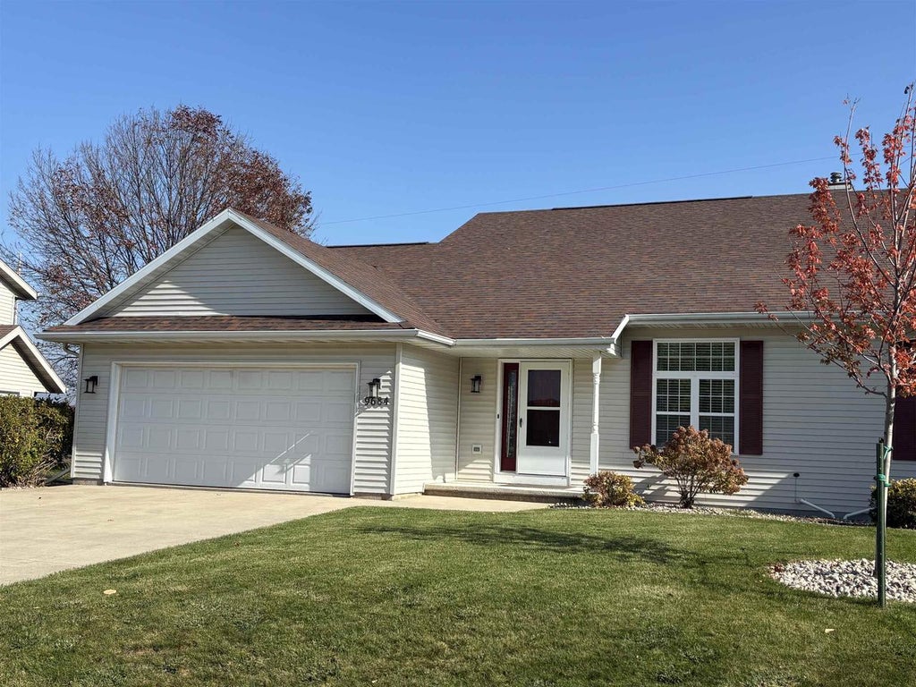 Photo of N9684 Hopfensperger ROAD, Appleton, WI 54915 (MLS # 50334802)