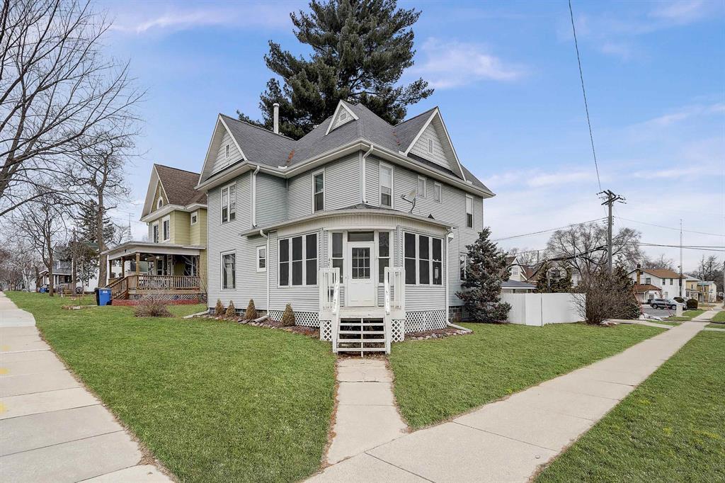 Photo of 401 W Conant STREET, Portage, WI 53901 (MLS # 2028806)