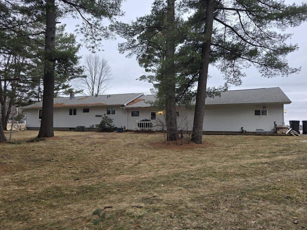 Photo of 6322 Wisconsin STREET, Vesper, WI 54489 (MLS # 22601317)