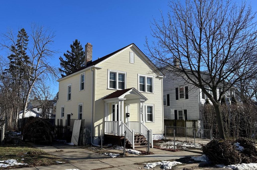 Photo of 4444 N 26th STREET, Milwaukee, WI 53209 (MLS # 1950277)