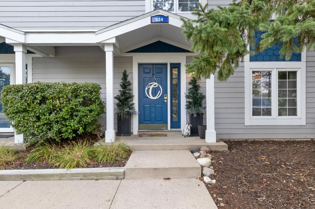 Photo of 524 Geneva National Ave N #6-67, Lake Geneva, WI 53147 (MLS # 1936941)