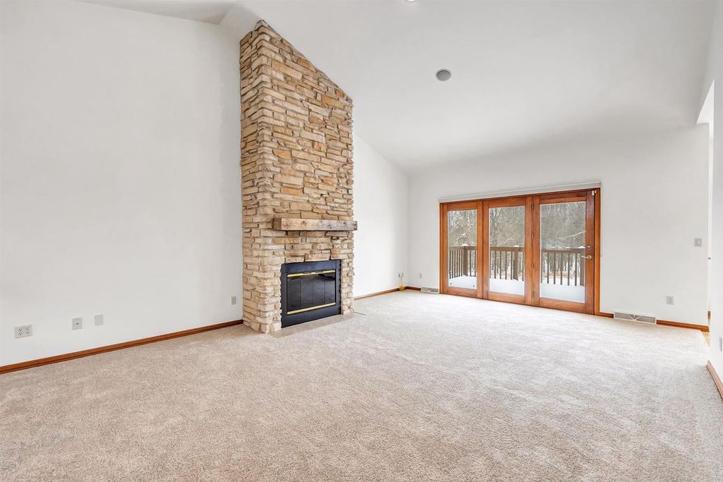 Photo of 1655 Remington Ridge WAY, De Pere, WI 54115 (MLS # 50322431)