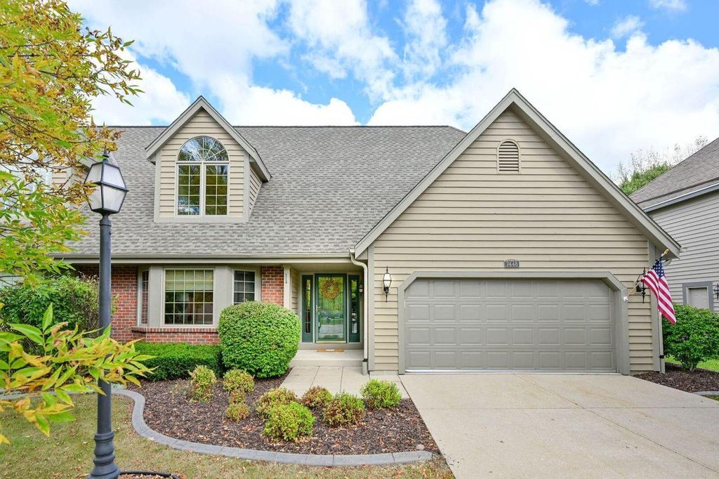 Photo of 7448 Carter CIRCLE NORTH CIRCLE N, Franklin, WI 53132 (MLS # 1939029)