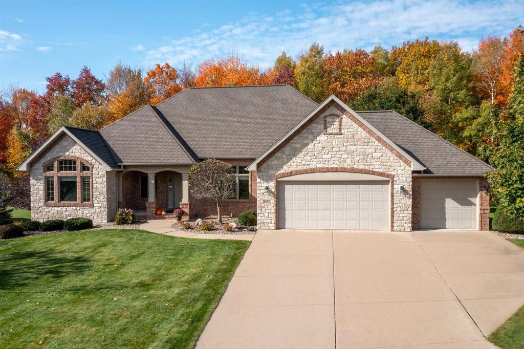 Photo of 4504 Estate DRIVE, Weston, WI 54476 (MLS # 22505057)