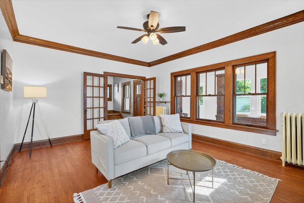 Photo of 3302 E Washington AVENUE, Madison, WI 53704 (MLS # 2010305)