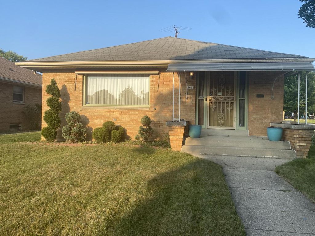 Photo of 4602 N 66th STREET, Milwaukee, WI 53218 (MLS # 1939298)