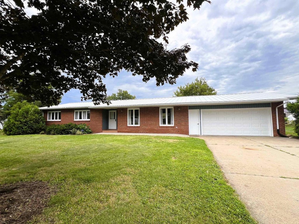 Photo of 740 N East AVENUE, Viroqua, WI 54665 (MLS # 2031622)