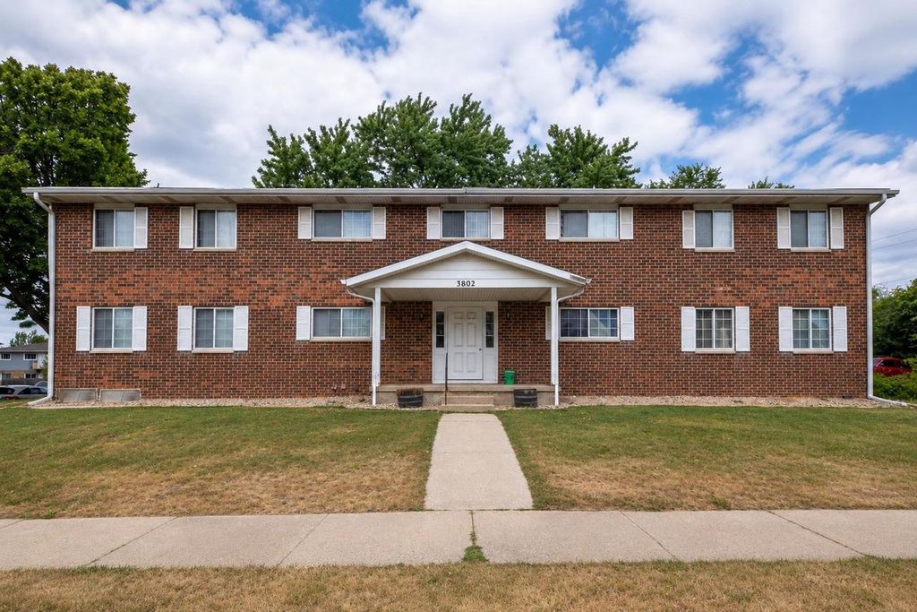 Photo of 3802 Lien ROAD, Madison, WI 53704 (MLS # 2028983)