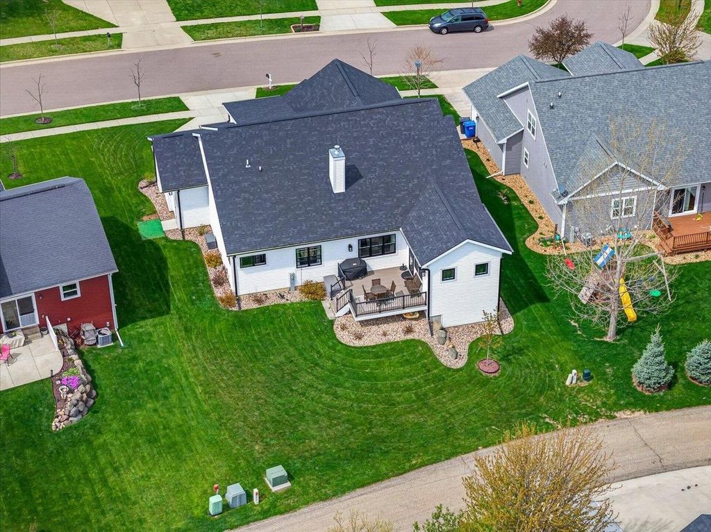 Photo of 107 Cobblestone DRIVE, Lodi, WI 53555 (MLS # 2019920)