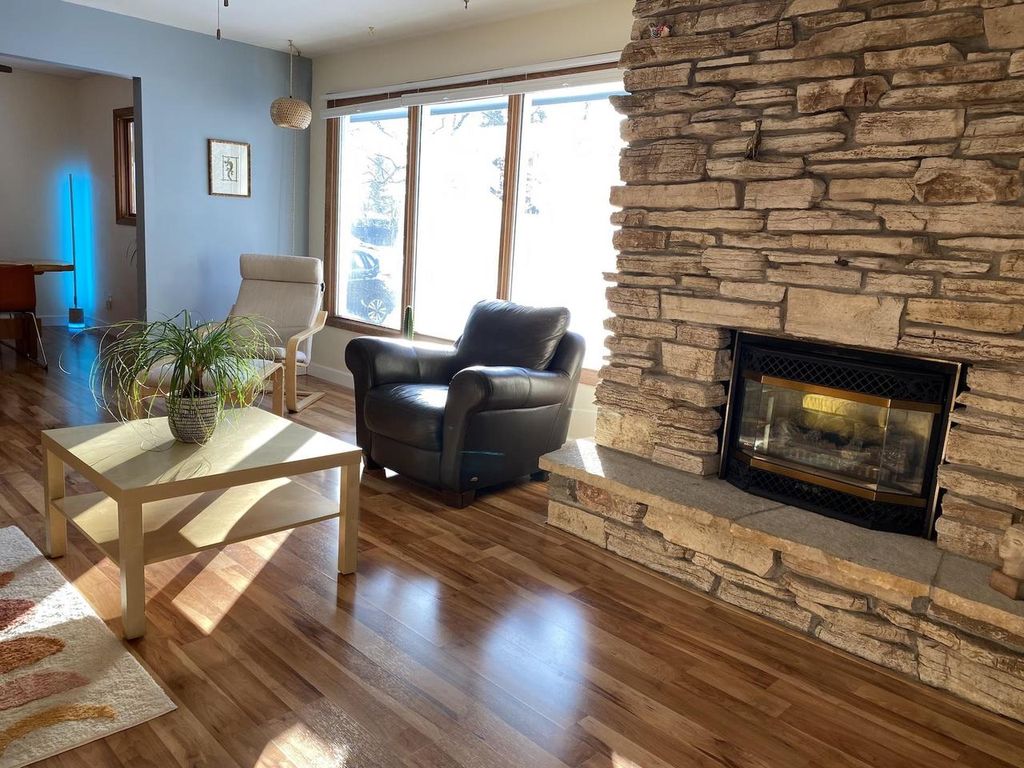 Photo of 2627 Oakcrest DRIVE, Neenah, WI 54956 (MLS # 50328600)