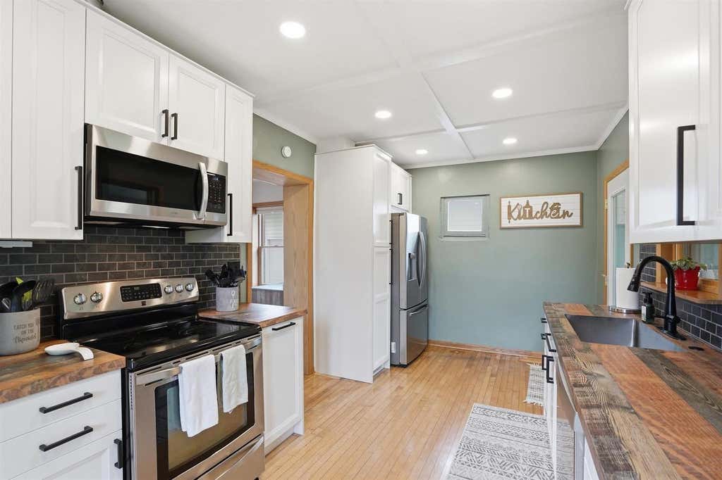Photo of 509 Doty STREET, Edgerton, WI 53534 (MLS # 2023693)