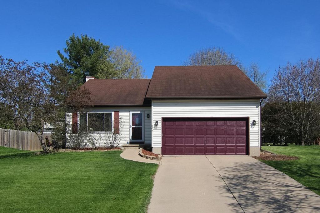 Photo of 804 Whispering WAY, Cottage Grove, WI 53527 (MLS # 2021034)