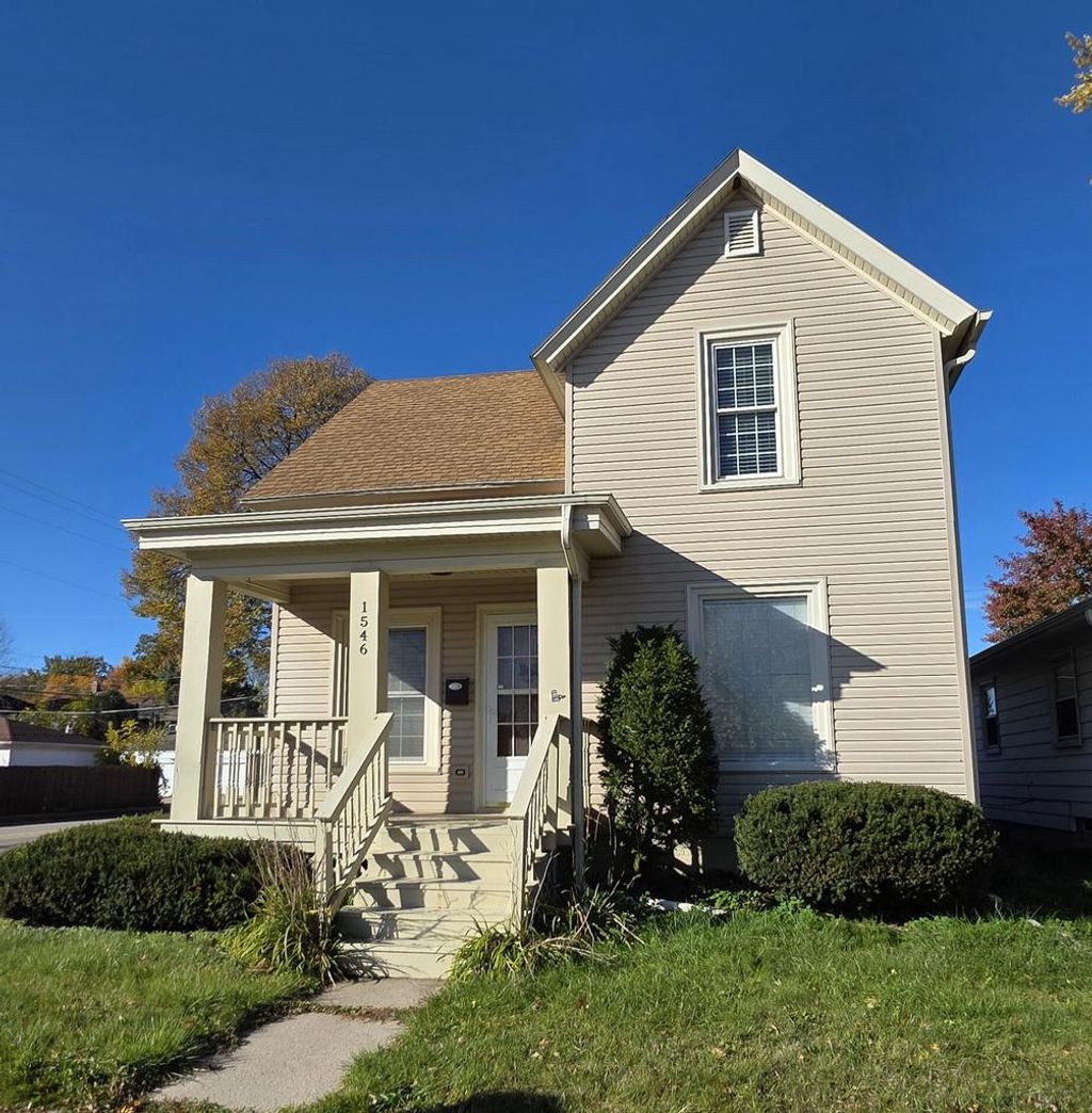Photo of 1546 Hayes AVENUE, Racine, WI 53405 (MLS # 1941578)