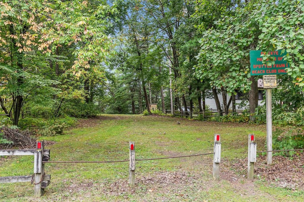 Photo of W2172 Otter Ponds ROAD, Keshena, WI 54135 (MLS # 50334756)