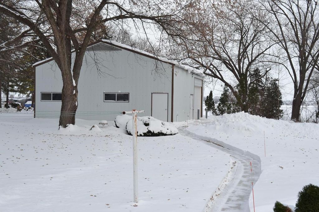 Photo of 3856 Knapp STREET, Oshkosh, WI 54902 (MLS # 50318163)