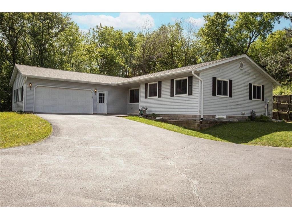 Photo of 1302 15th AVENUE, Menomonie, WI 54751 (MLS # 7076696)